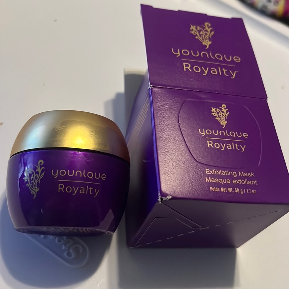 COPY - Younique Royalty Exfoliating Mask 1.7 oz New In Box